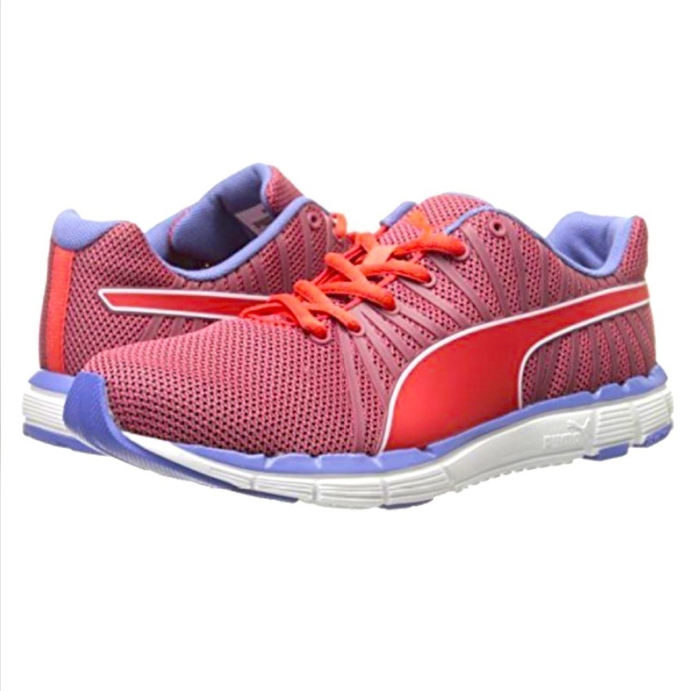 Puma | Bravery 2 Running Sneakers Size 7 Red Blue